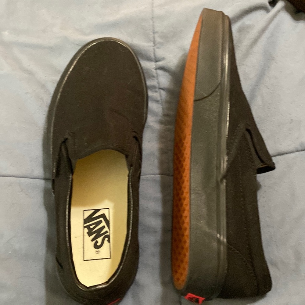 Vans - Black Size 8